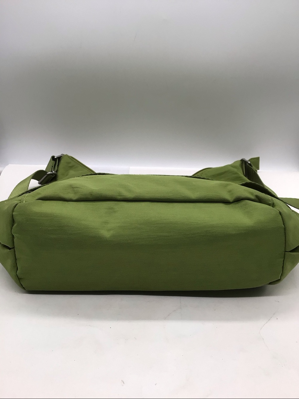 Baggallini Lime Green Nylon Shoulder Bag - Picture 10 of 11